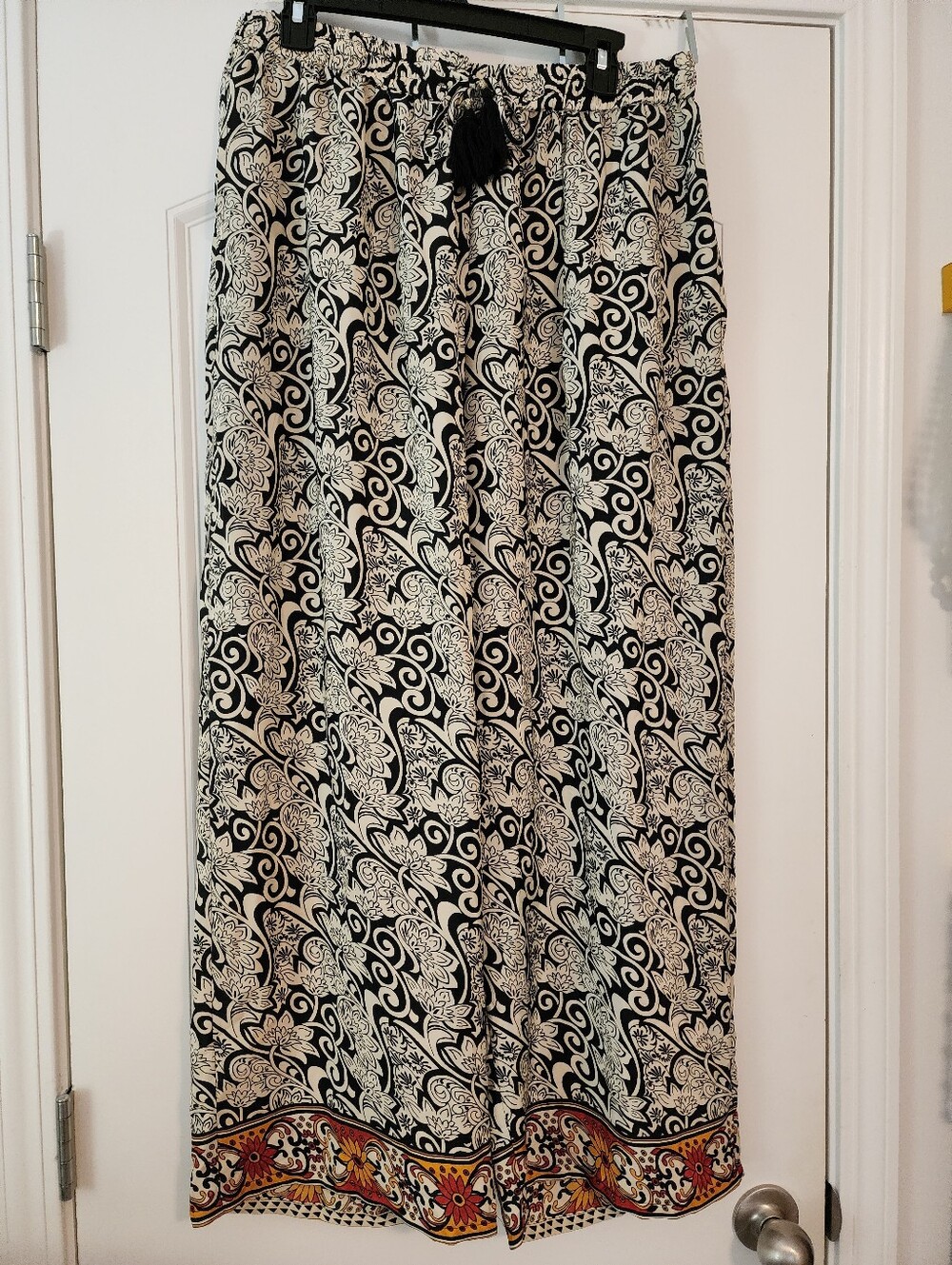 Chelsea & Theodore Black Cream Italian Scroll Paisley Border Wide-Leg Pants 1X